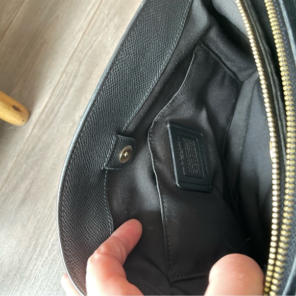 Black Coach Bag with Chain Crossbody - Picture 14 of 16